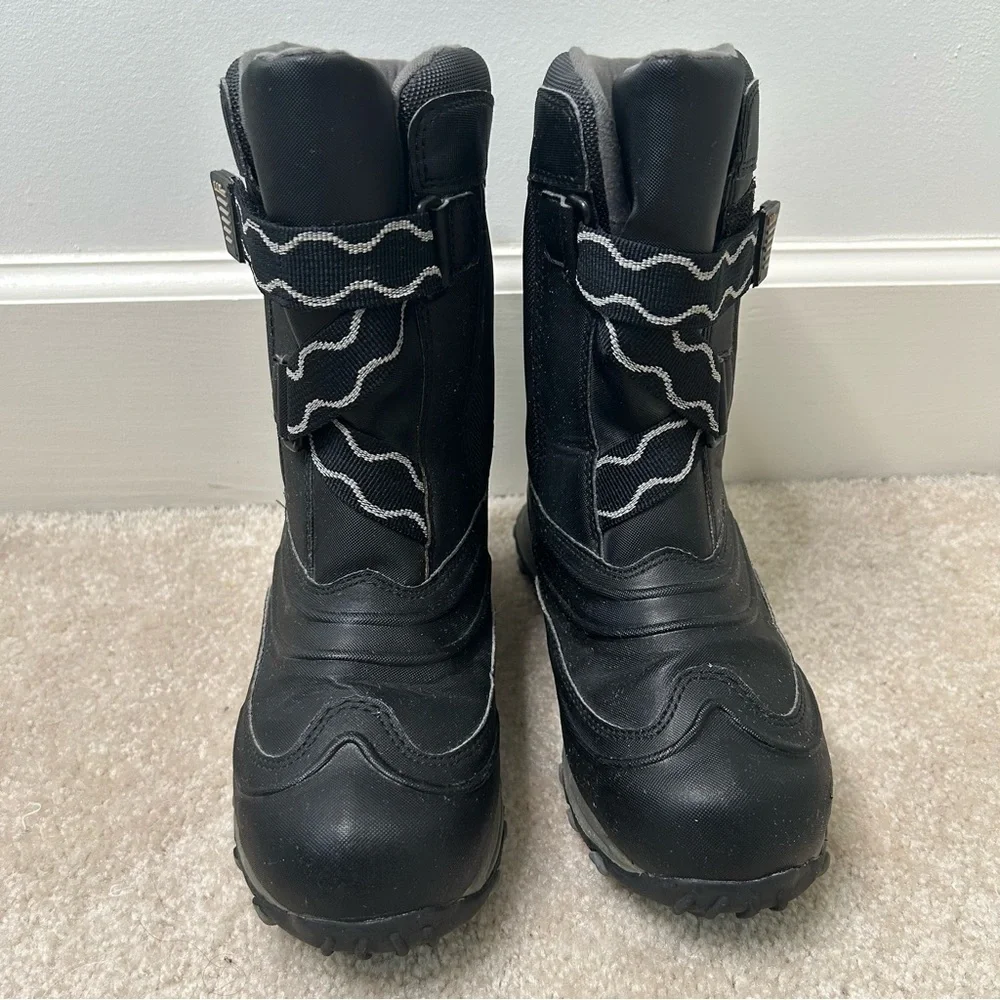 L.L. Bean Snow Tread Youth Boy's Size 3 Shoes Black Gray Waterproof Winter Boot